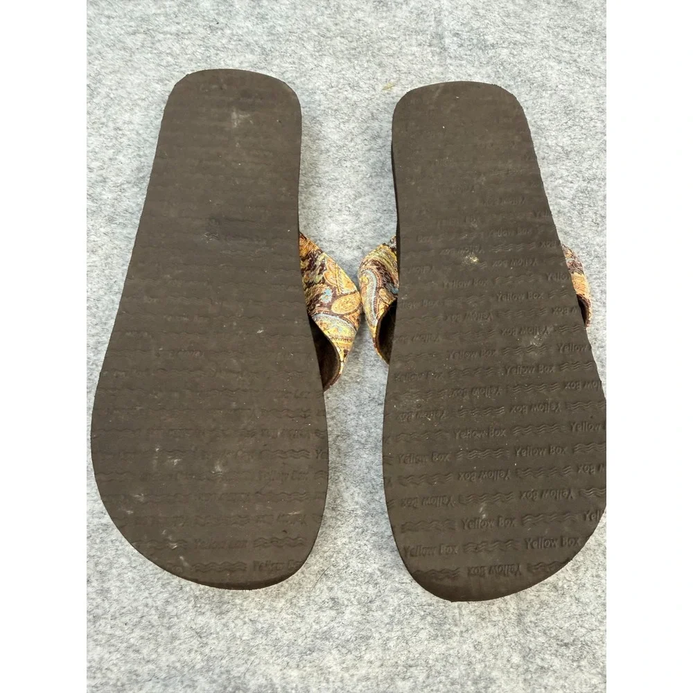 Yellow Box Kaden Multicolored Paisley Pattern Flip Flops Women Size 9 - Picture 4 of 5